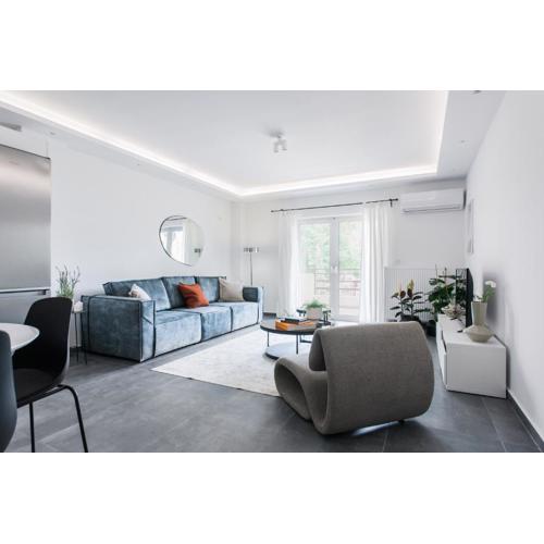 Stellar 3BR Apartment with Balcony by UPSTREET