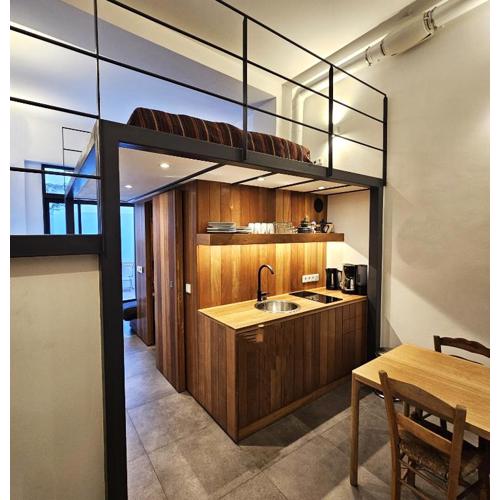 Stijlvolle loft met patio in de Acropolis buurt