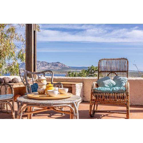 Stintino villa with view over Asinara Island