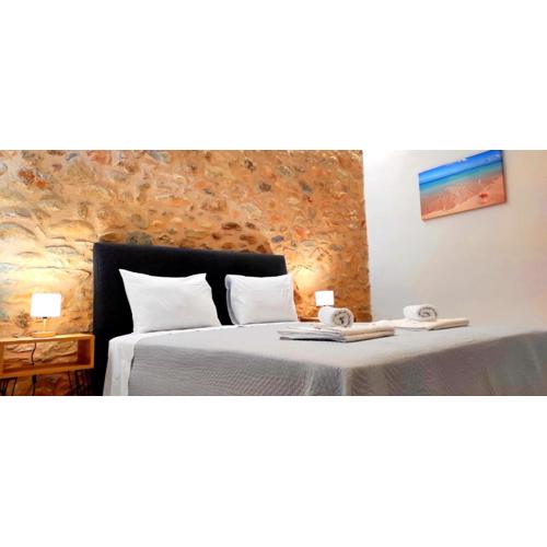 Stone Apartment Close to the Airport