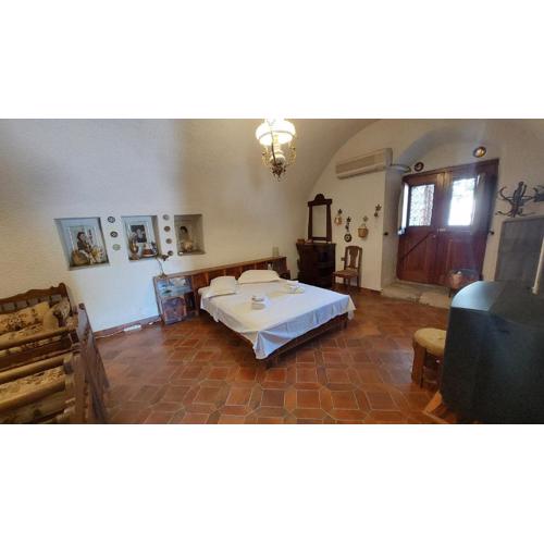 Stone House Foteini & Konstantinos quiet area, relaxation, beautiful garden