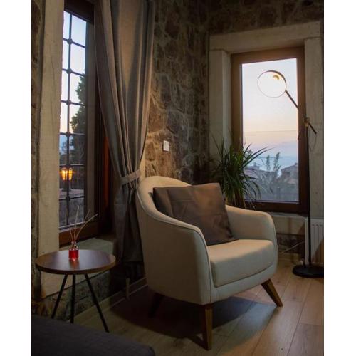 Stone Studio with Beautiful View in heart of İzmir