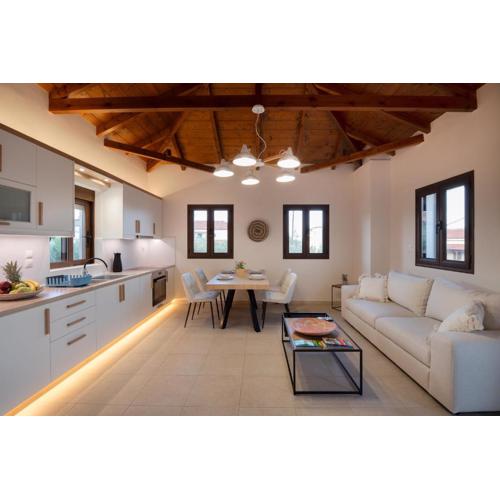 Stoupa Harmony Suites - Two Bedroom Apartment
