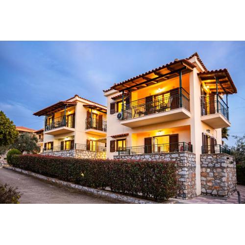 Stoupa Serene Nests - Spitiko Getaway