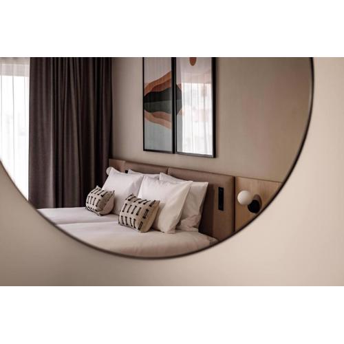Strand Suites by NEU Collective