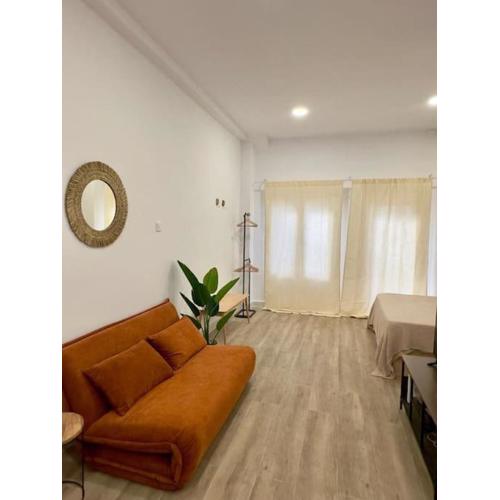 Strategic Studio in Madrid with Terrace - Musas