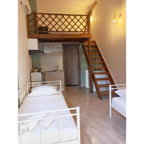Stratos family apartments & studios