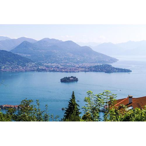 Stresa Complex LevOasi
