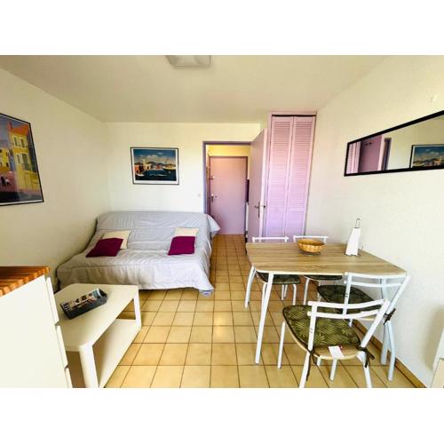 Studio à Sète avec parking à 500m de la plage - FR-1-338-444