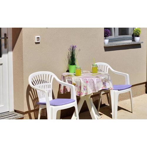Studio Apartman Nicol