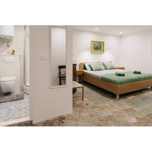 Studio apartment NI NA NA NA