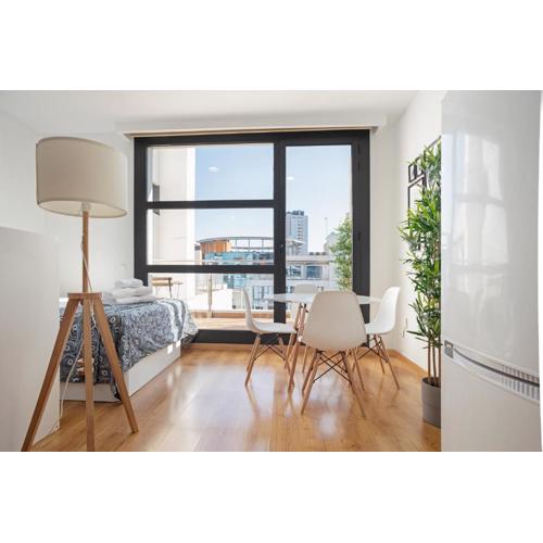 Studio Apartment with Balcony in Sanchinarro