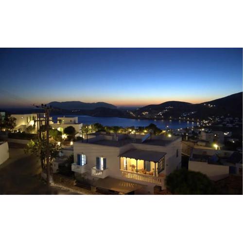 Studio Apartment with kitchenette for 4 guests Ios Greece