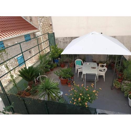 Studio Apartments Stela