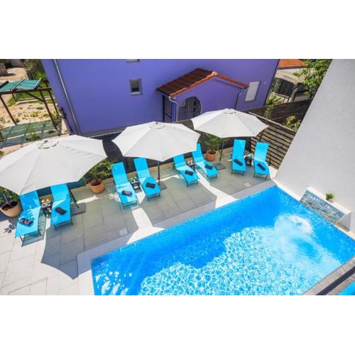 Studio apartments Villa Valla - free bikes