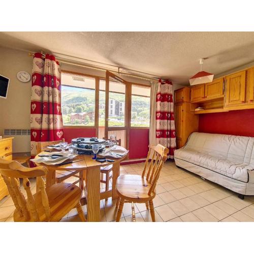 Studio au pied des pistes avec balcon, 4 pers, animaux acceptés, proche commodités - FR-1-344-1181