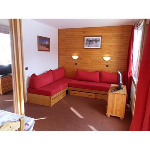 Studio au pied des pistes avec terrasse, parking et Wifi - Idéal pour 4 personnes - FR-1-181-2249