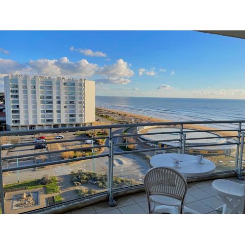Studio avec balcon, plage à 50m, WIFI, animaux acceptés - FR-1-323-418