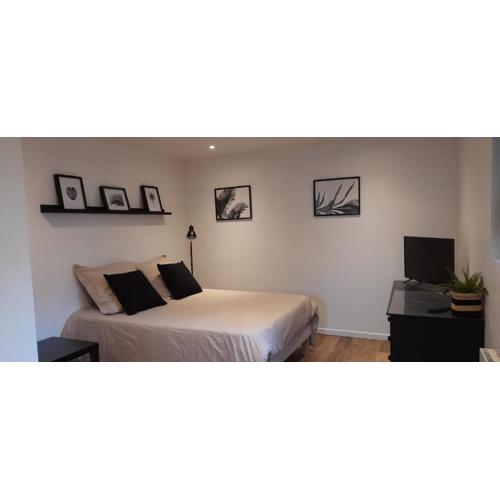 Studio avec jardin et stationnement gratuit à Rouen
