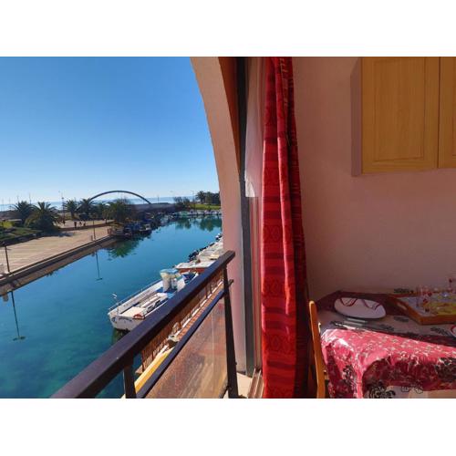Studio avec parking, coeur marina - FR-1-472-180