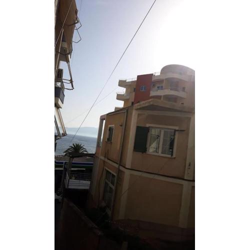 Studio beach apartment in center