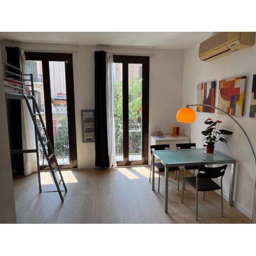 Studio by Sants Market