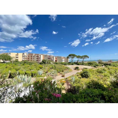 Studio cabine avec vue mer, 30m de la plage, parking. Wi-Fi et linge en option. - FR-1-338-542