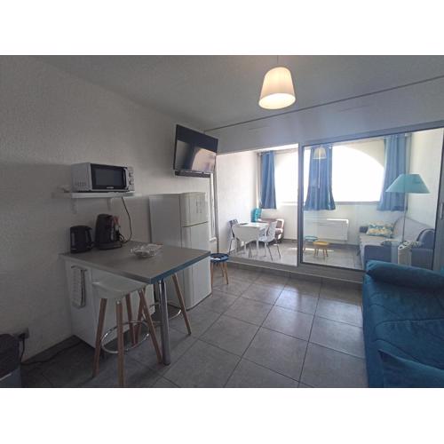 Studio cabine climatisé avec parking à Sète - FR-1-338-398