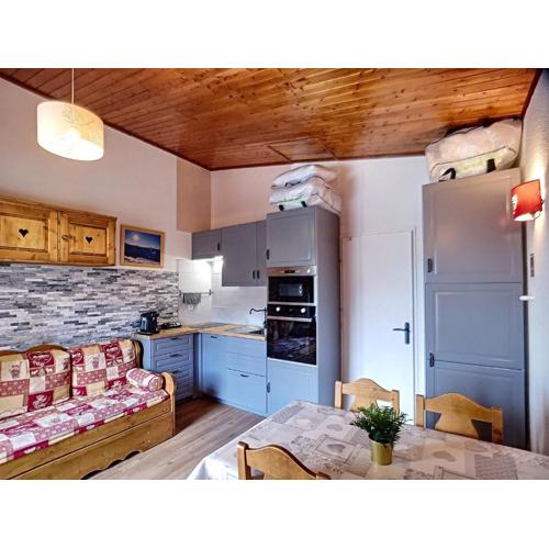 Studio cabine rénové 4 pers 24m², au pied des pistes, Les Menuires - FR-1-178-183
