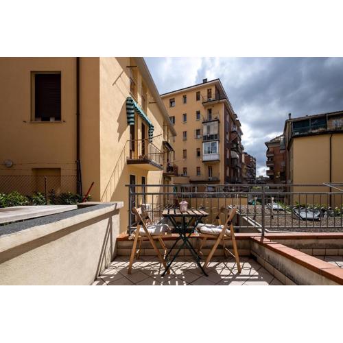 Studio Calari with terrace by Wonderful Italy