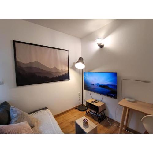 Studio calme et lumineux près de la gare