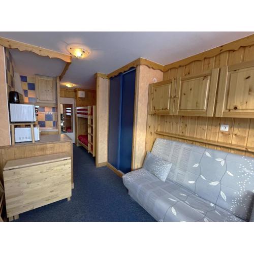 Studio chaleureux 19m² pour 3 personnes, balcon sud, pied des pistes, Preyerand, Les Menuires - FR-1-452-251