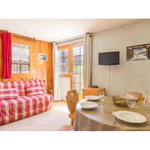 Studio chaleureux au centre, proche des pistes avec balcon - FR-1-181-2510