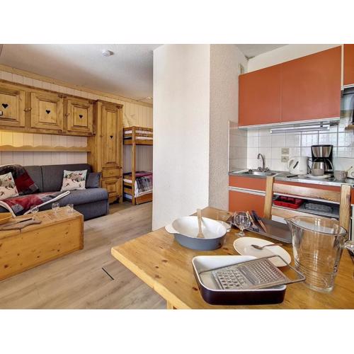 Studio classique aux Menuires, balcon, animaux admis - FR-1-344-1038