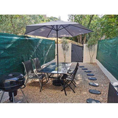 Studio clim et jardin privatif proche plage Mourillon