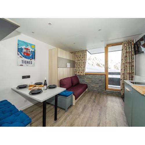 Studio Confortable à Tignes · Skis aux Pieds · Balcon · WiFi Inclus · Tarif Forfaits Préférentiel - FR-1-502-524