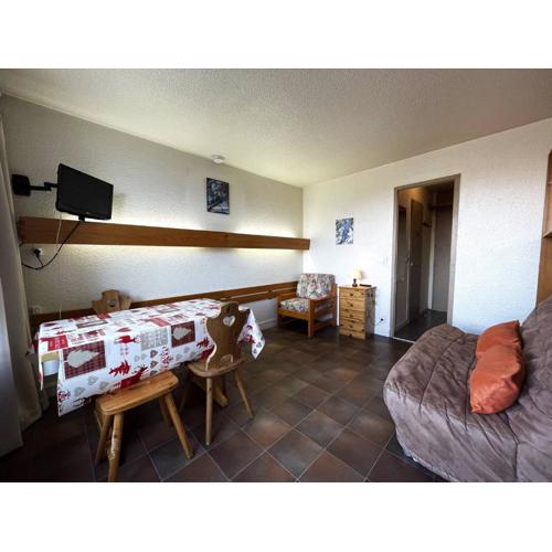 Studio confortable avec balcon, baignoire et accès direct aux pistes à La Croisette - FR-1-452-51