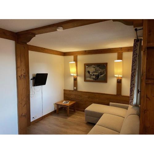 Studio cosy à deux pas des pistes avec balcon et casier à skis - FR-1-181-2482