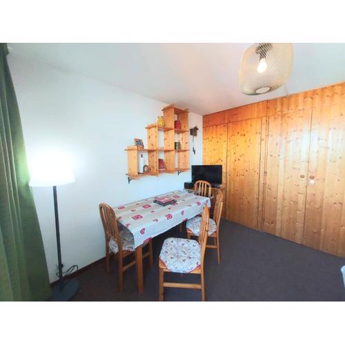 Studio cosy à Plagne Centre, à 100m des pistes, avec balcon - FR-1-351-239