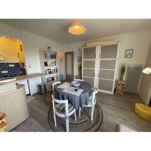 Studio cosy pour 3 pers. à 100m de la plage avec lave-linge à Saint-Jean-de-Monts - FR-1-224C-51