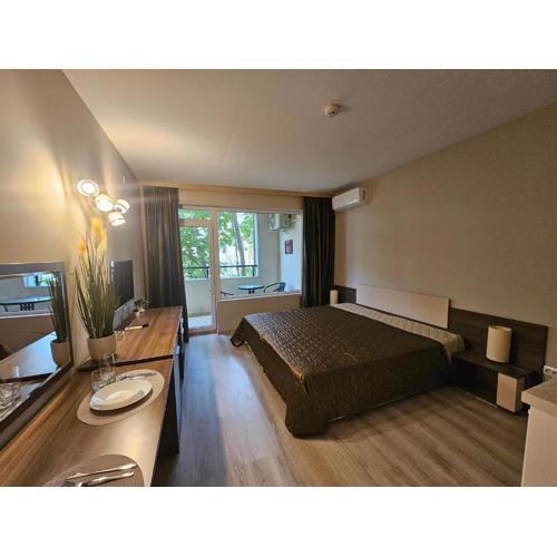 Studio Elena Varna 340