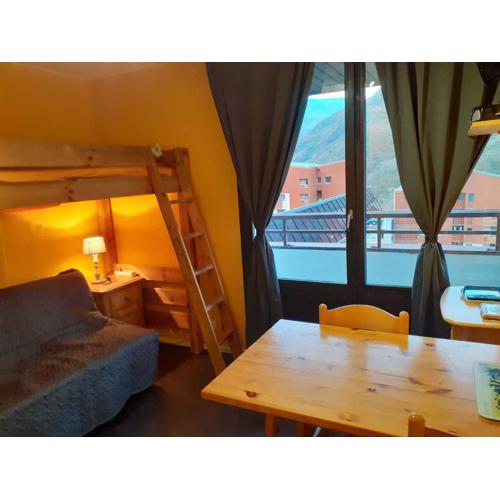 Studio ensoleillé pour 3 pers avec balcon, pied des pistes - Le Sorbier, Les Menuires - FR-1-178-152