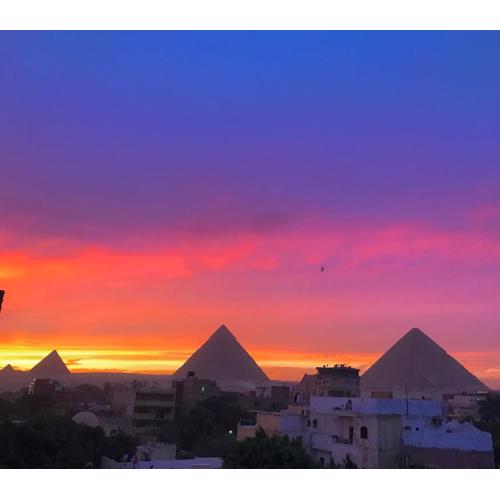 Studio Farida Pyramids View