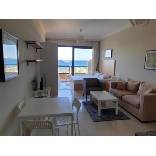 Studio for rent 202