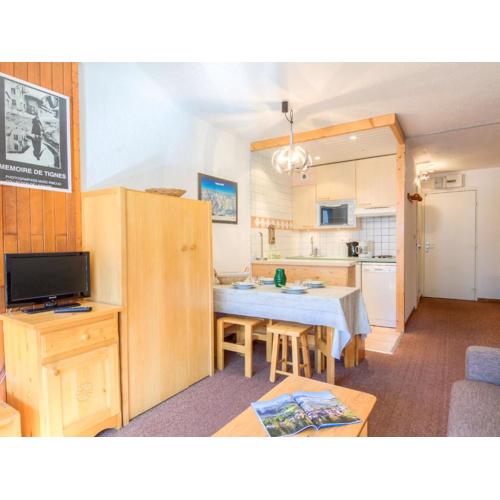 Studio Le Prariond - Val Claret-9 by Interhome