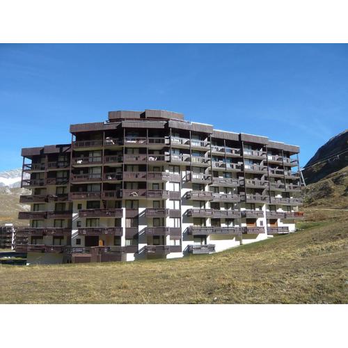 Studio Les Tommeuses - Val Claret-25 by Interhome