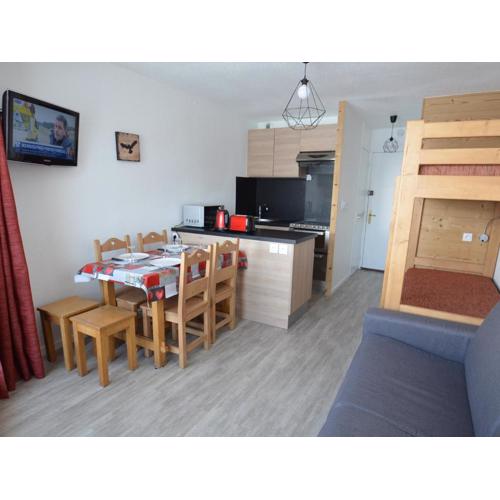 Studio lumineux avec balcon, au pied des pistes, Les Menuires – 3 personnes - FR-1-452-17