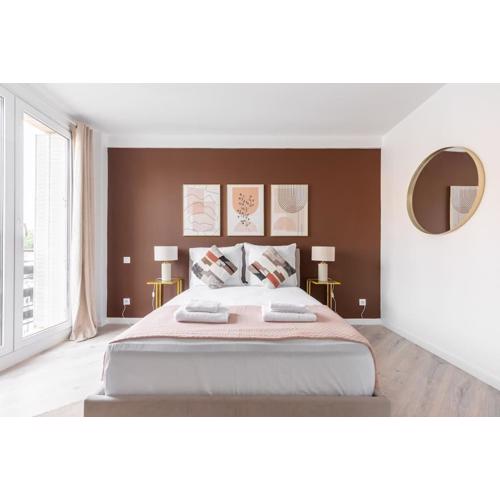Studio lumineux Paris Est -II