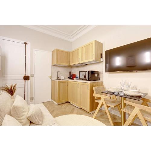Studio luxueux a Paris with AC a proximite du Marais