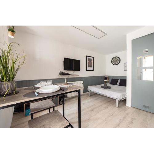 Studio moderne - proximité gare et espace extérieur